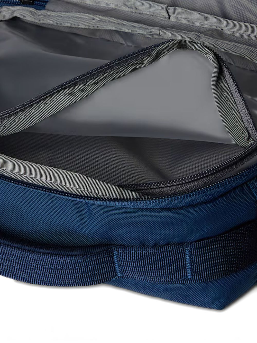 logo-print wash bag
