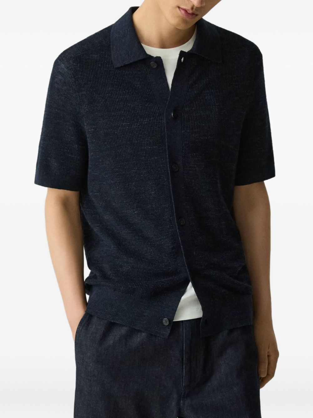 knitted shirt