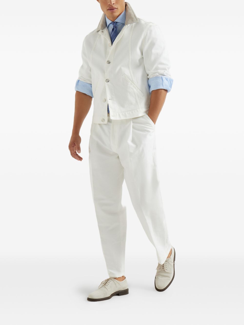spread-collar shirt