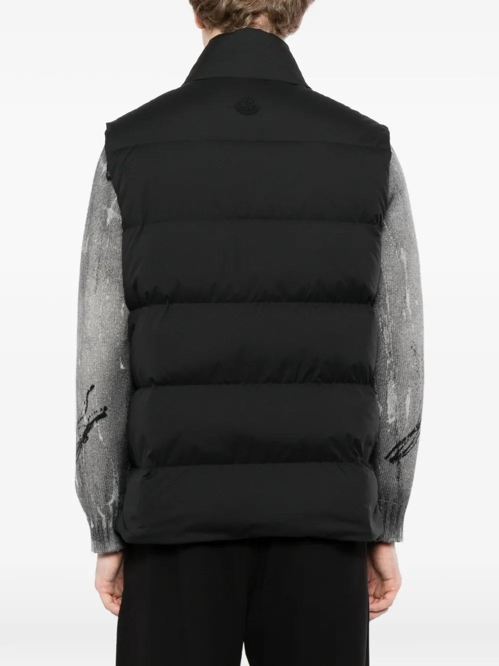 quilted logo-patch gilet