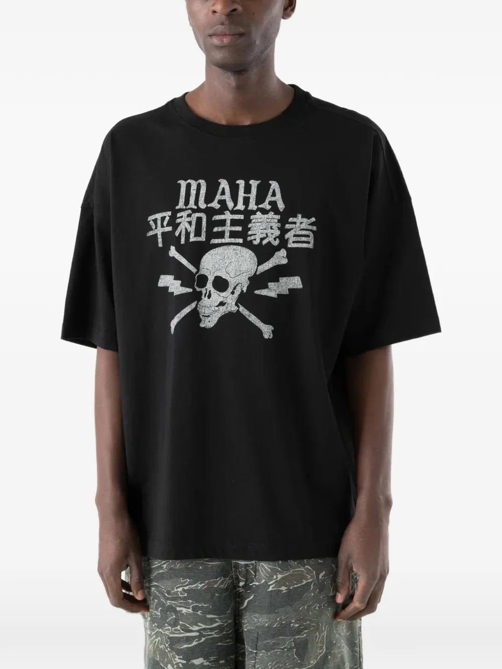 skull-print T-shirt
