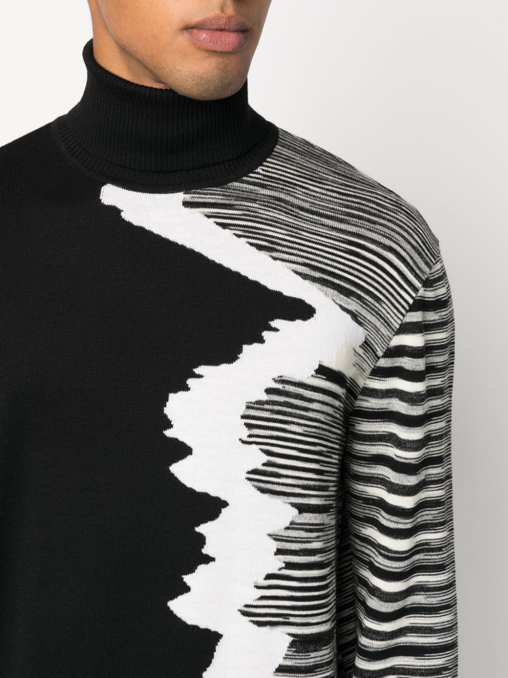 Stripe-Pattern Roll-Neck Jumper