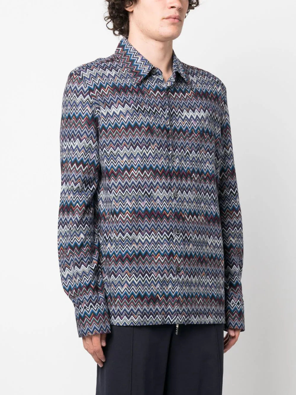 Zigzag-Pattern Long-Sleeved Shirt