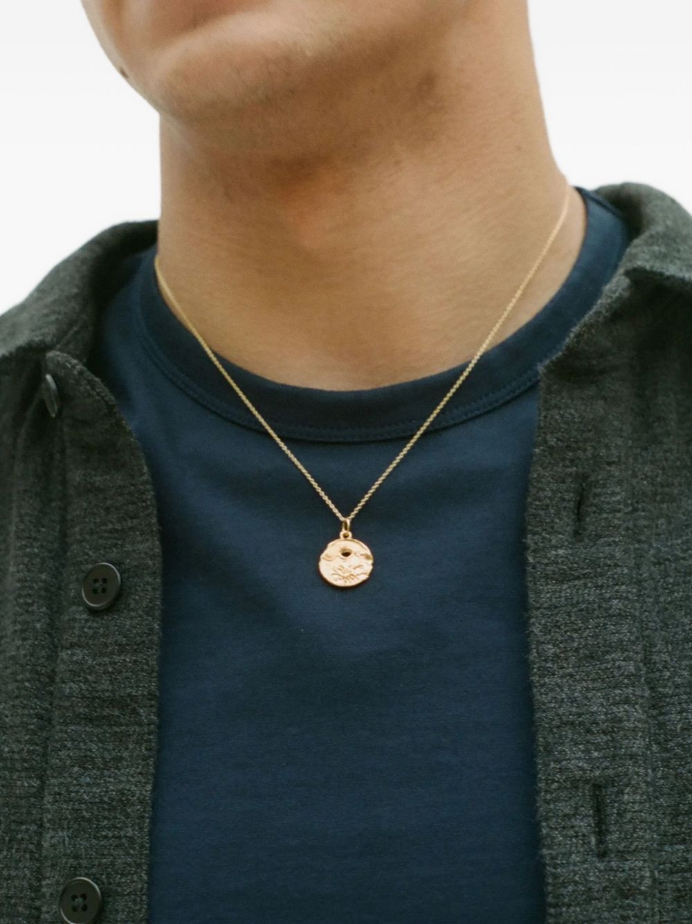 statement-pendant necklace 