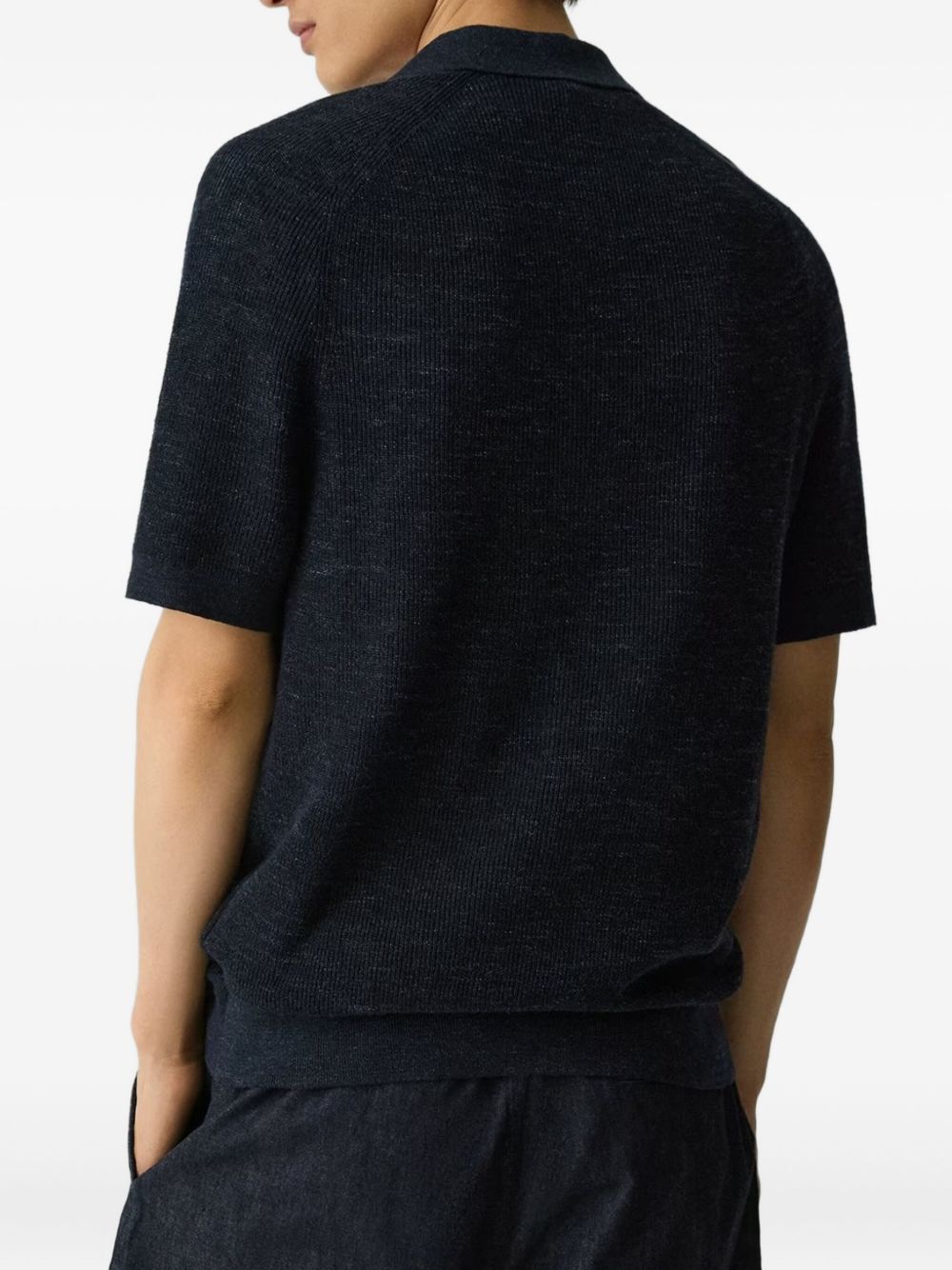 knitted shirt