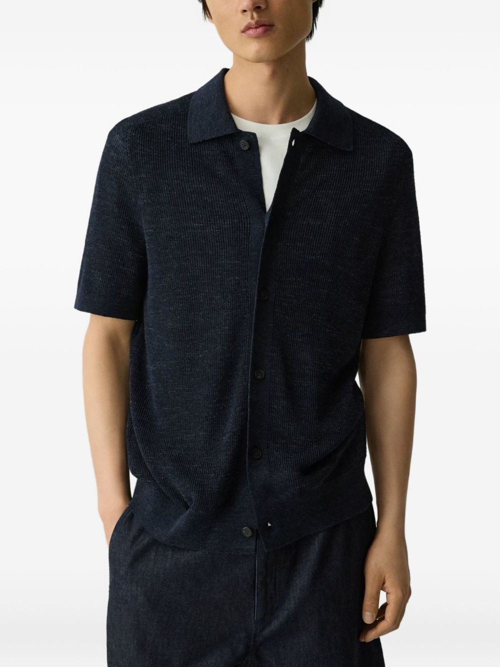 knitted shirt