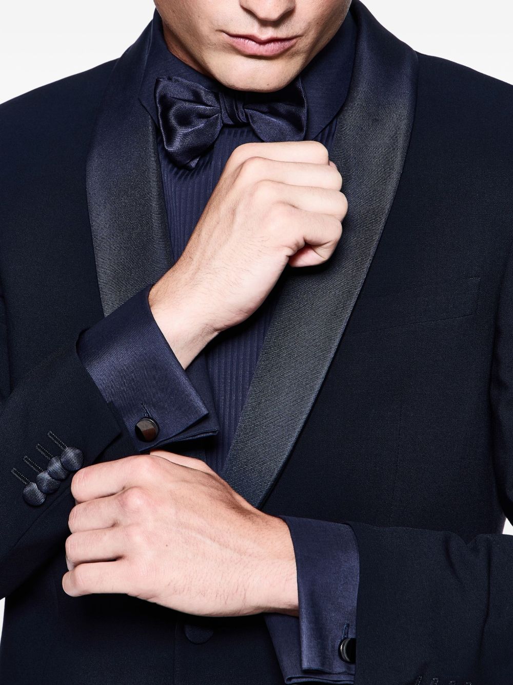 textured round cufflinks