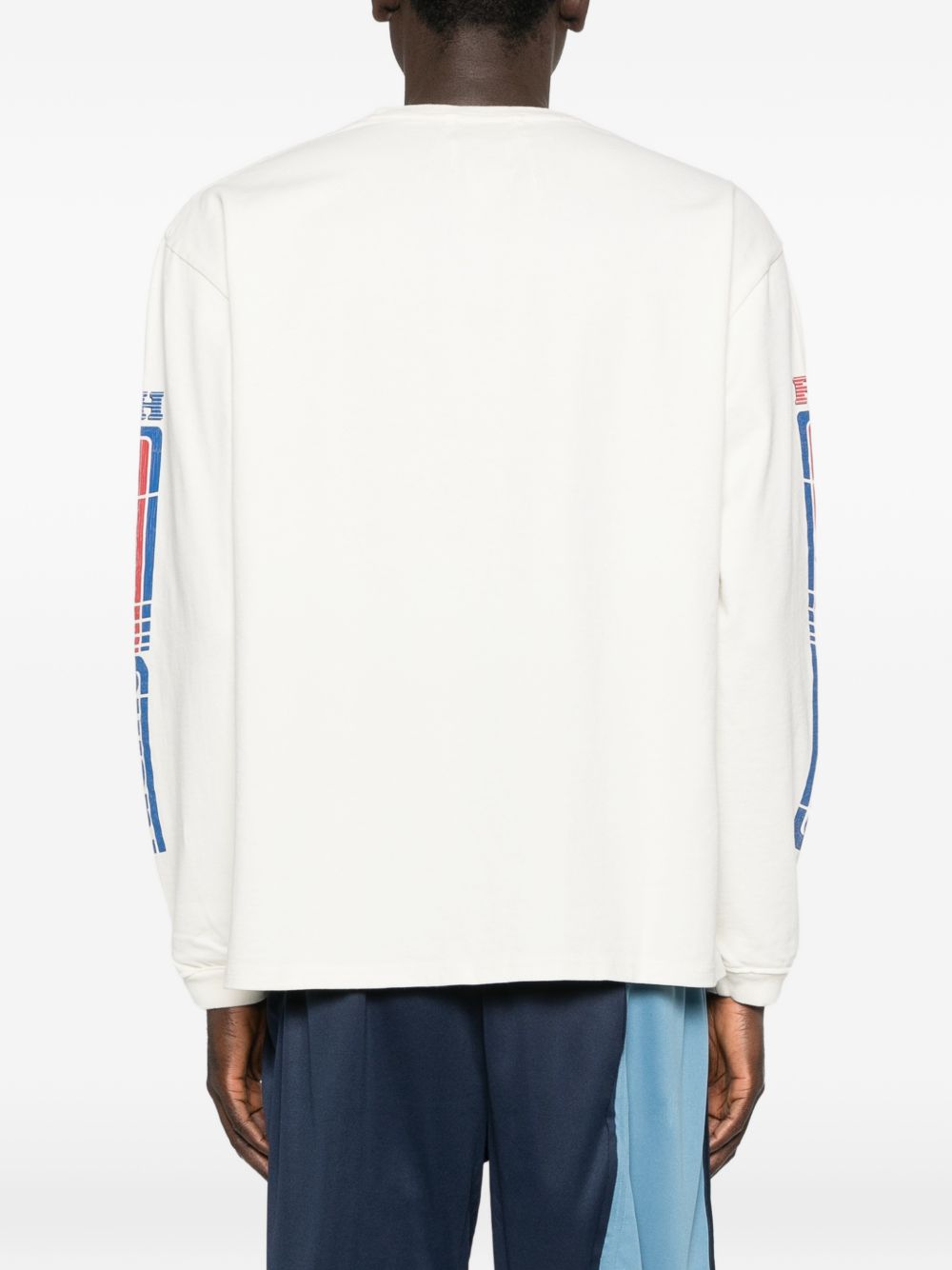 long-sleeve sweatshirt