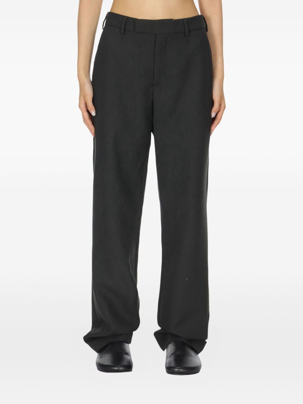 wet-pockets trousers