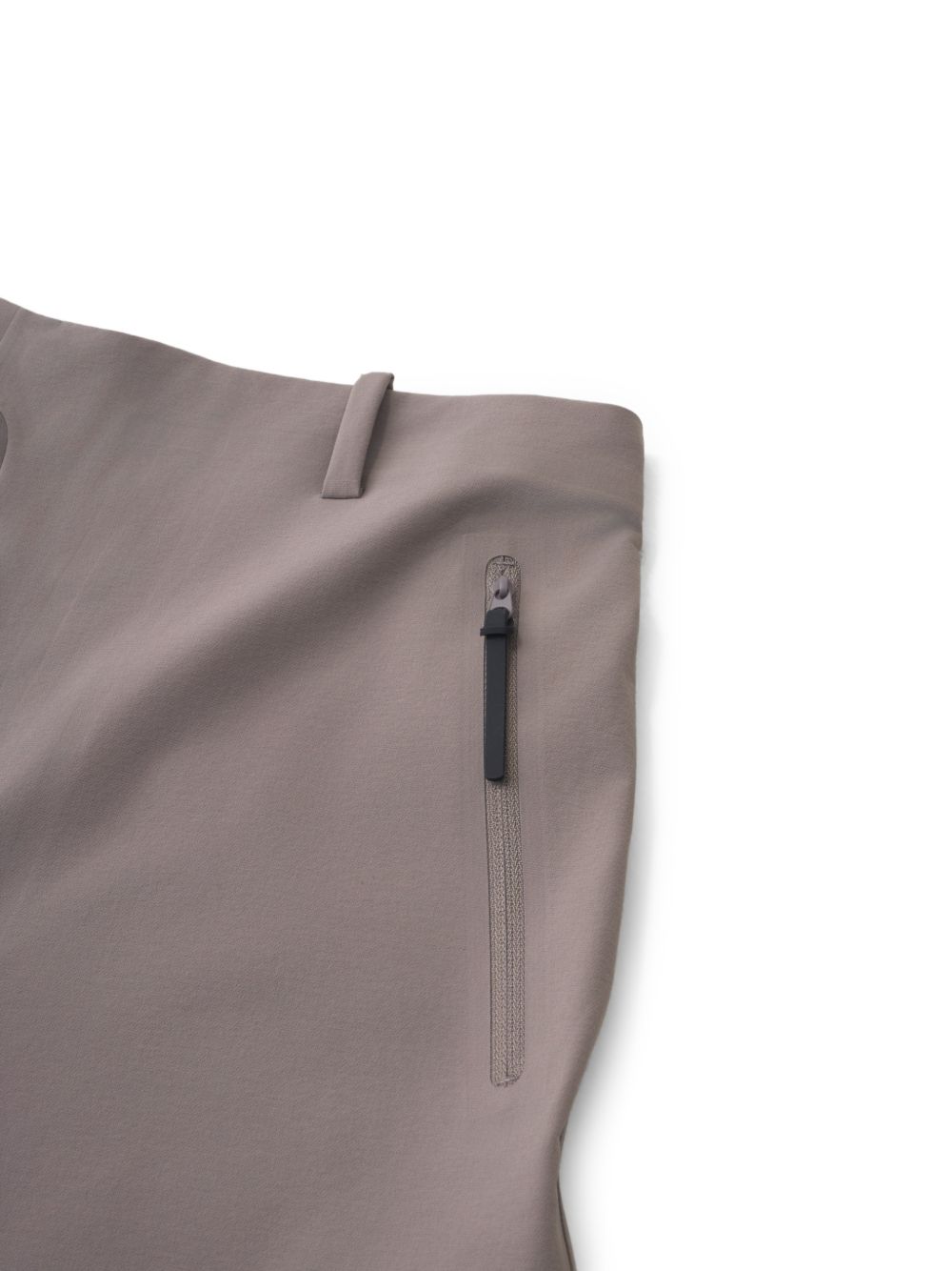 Edge Lt zip shorts