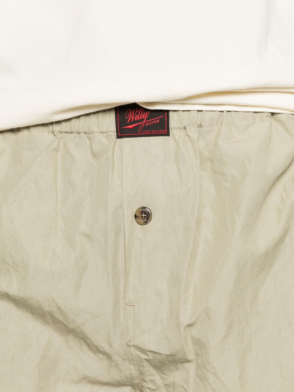 elasticated-waist shorts