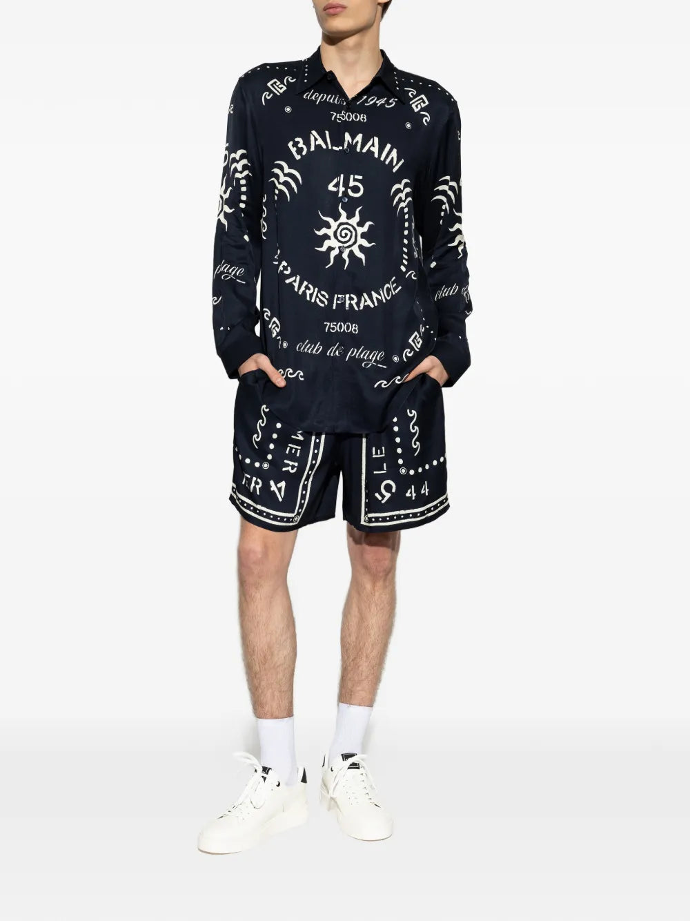 graphic-print shorts