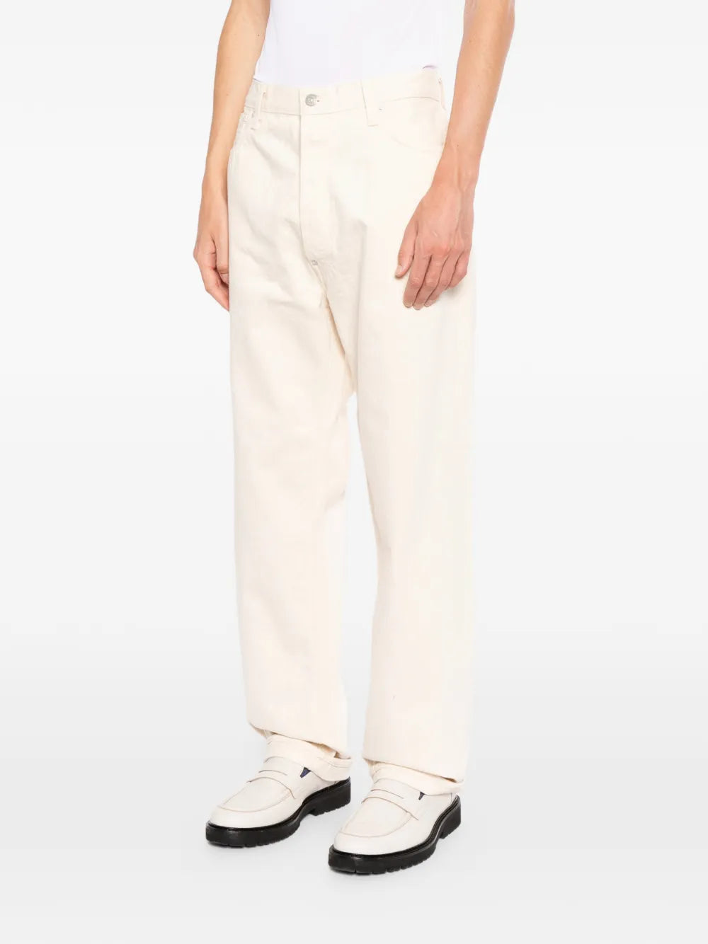 straight-leg trousers 