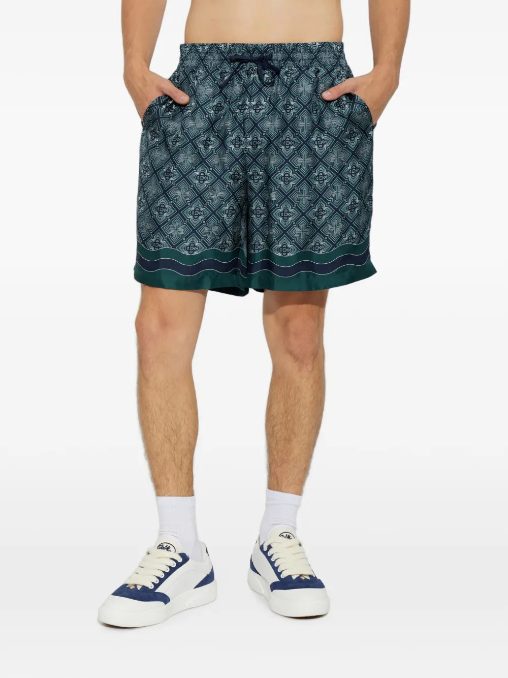 Circuit monogram shorts