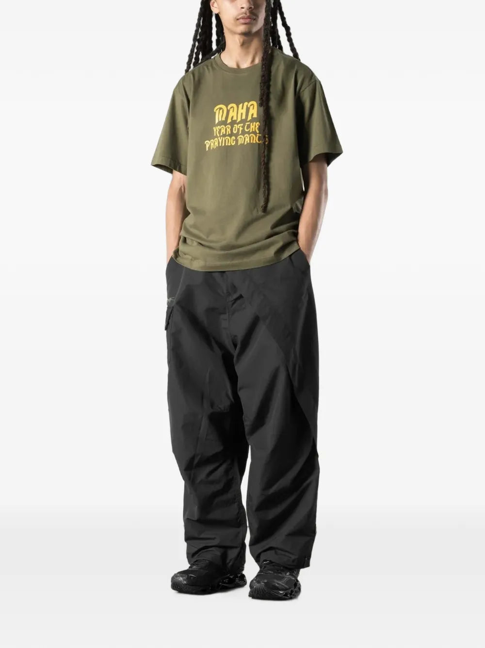 graphic-print T-shirt