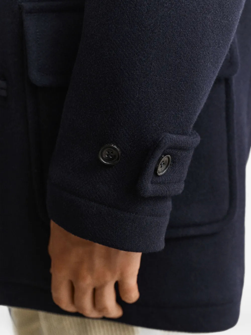 hooded toggle-fastening duffle coat