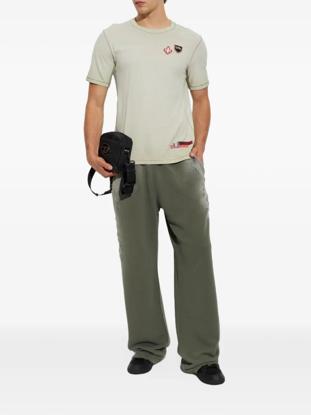 cotton sweatpants with destroyed-effect
